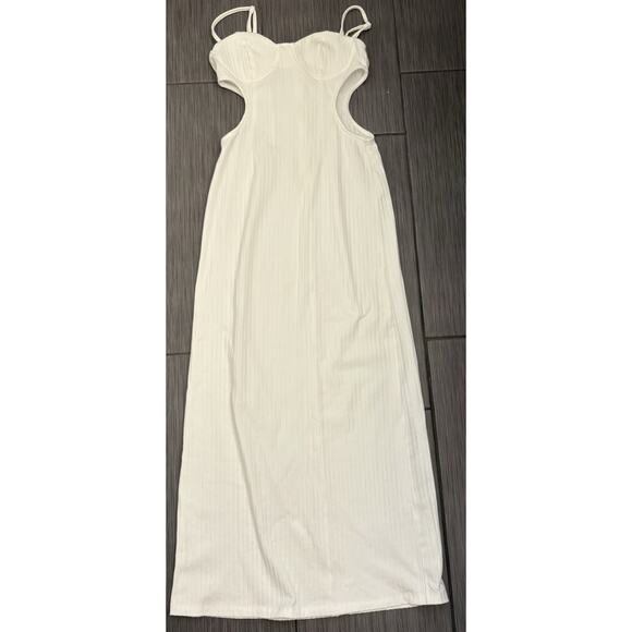 White Fox White Maxi Dress With Side Cutouts Size Medium Adjustable Straps - Picture 1 of 6